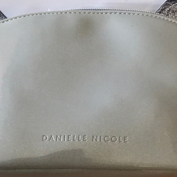 NWT Danielle Nicole x Disney Meeko Cosmetic Bag - Picture 4 of 10